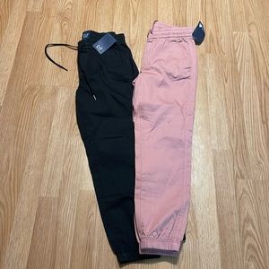 Bundle of gap joggers